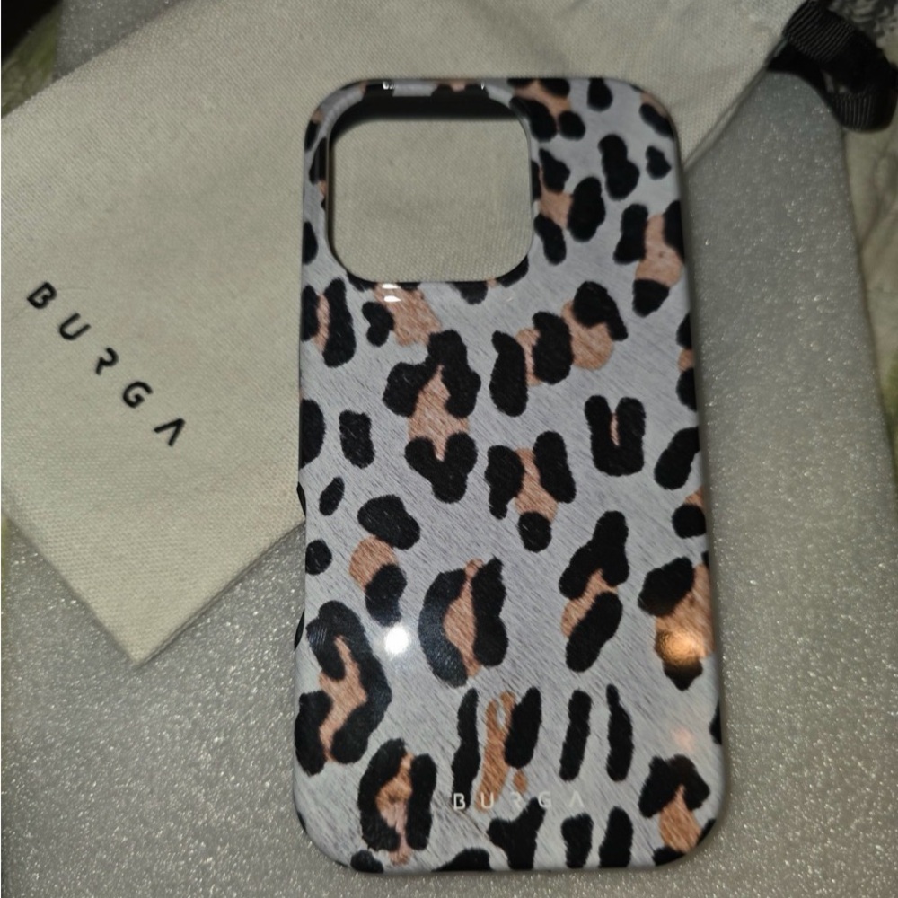 Burga Leopard Print Phone Case - Black and Brown 16 Pro